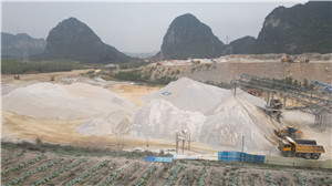 时产350550吨石英石料制砂机  